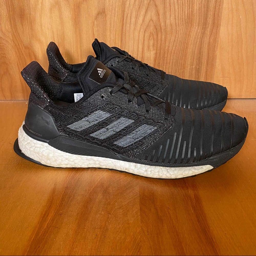 Womens 10 Adidas SolarBoost Athletic Black CCKC0807